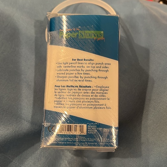 Disney Mickey Icon Punch - Picture 4 of 7